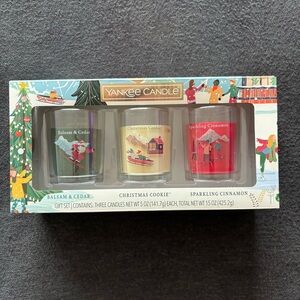 Yankee Candle Christmas Festive Trio Gift Set Candles